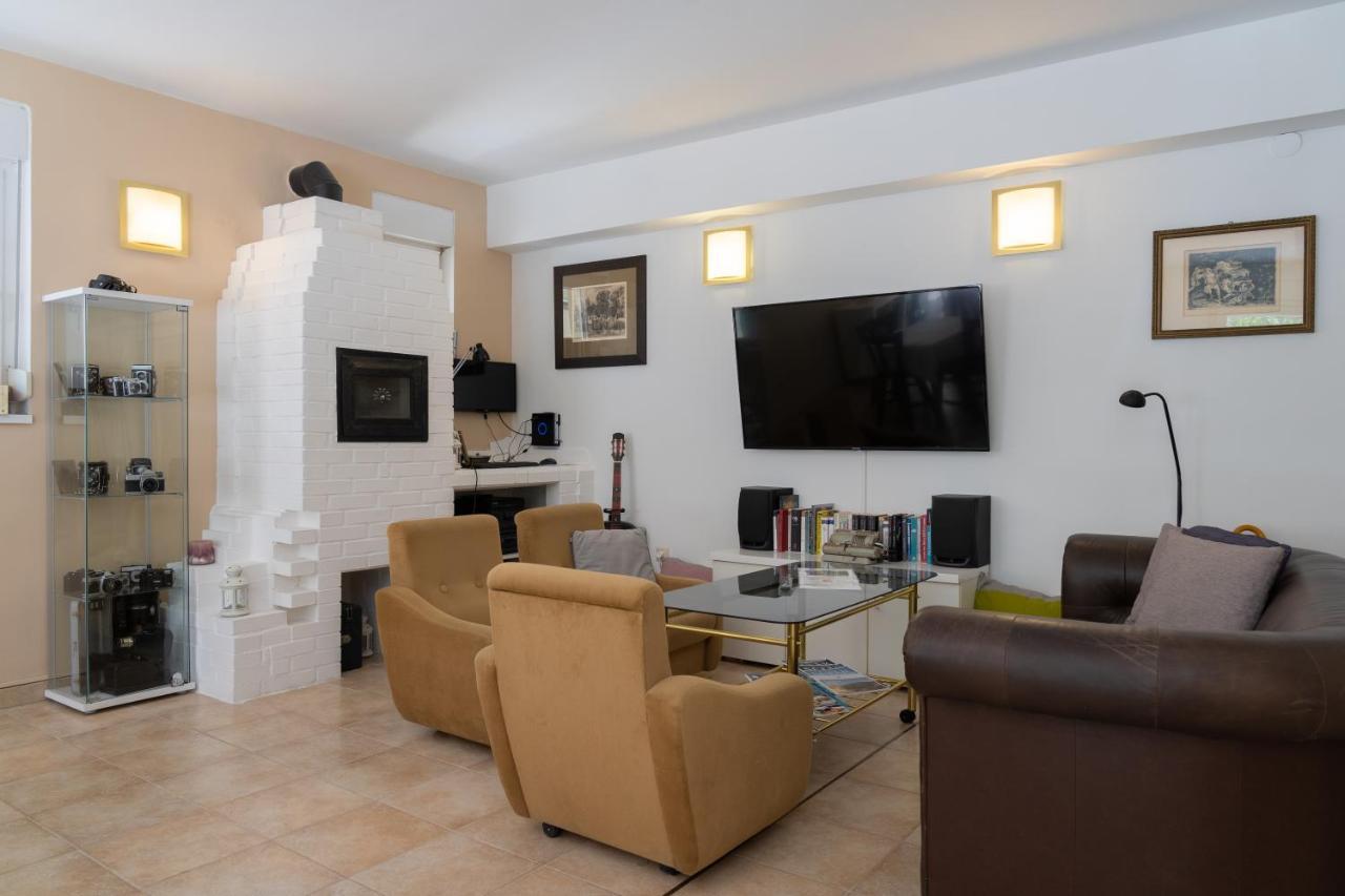 Balatonair Vendeghaz Hotel Balatonfured Bagian luar foto